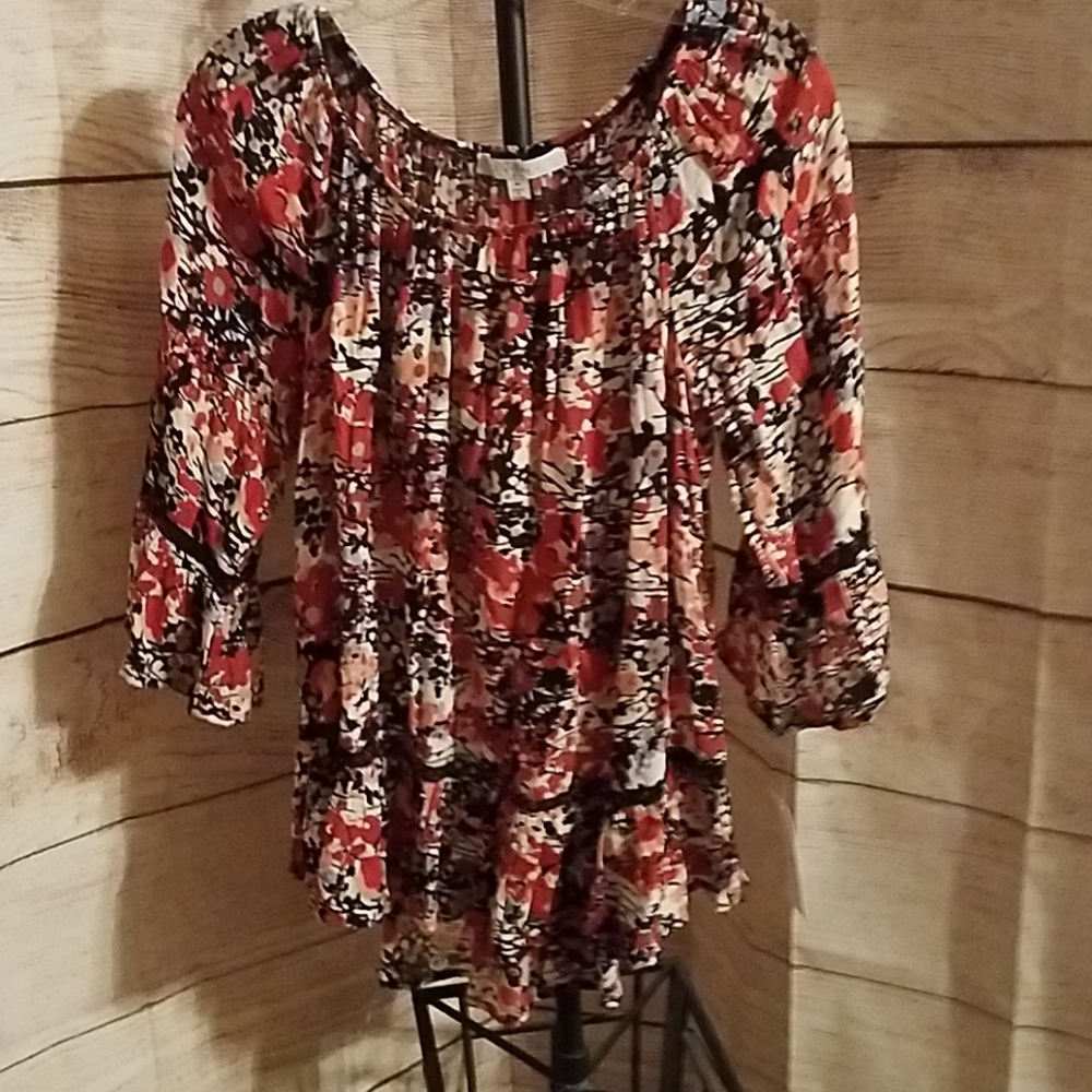 Off Shoulder Top NWT Adorable
